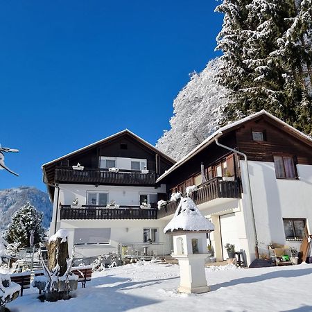 Ferienhaus Burgblick Treffen Exterior photo
